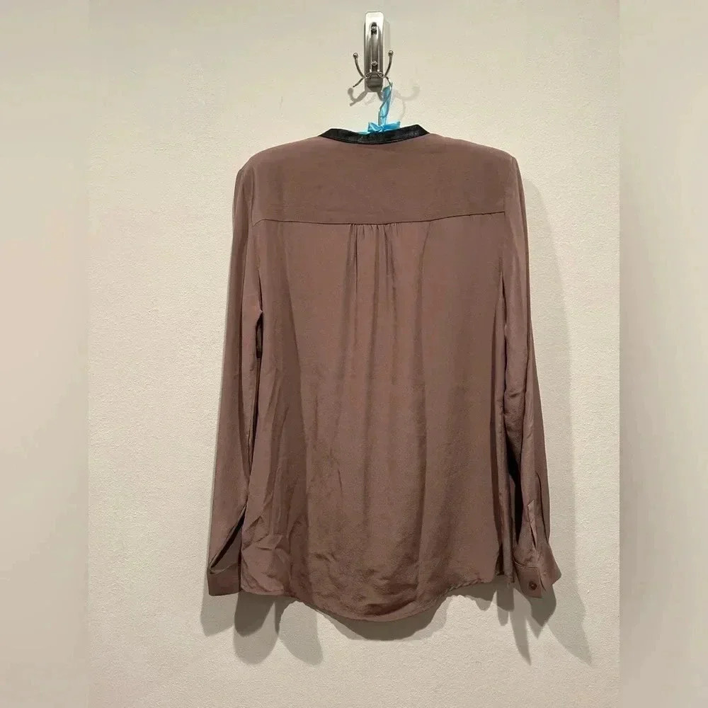 WALTER BAKER Silk and Leather Long Sleeve Blouse / Size XS / - Picture 2 of 9